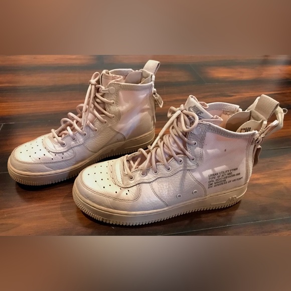 Nike Pastel Urban Utility SF Air Force 1 Mid Goddess of Victory Sneakers - 7Y - Picture 3 of 12